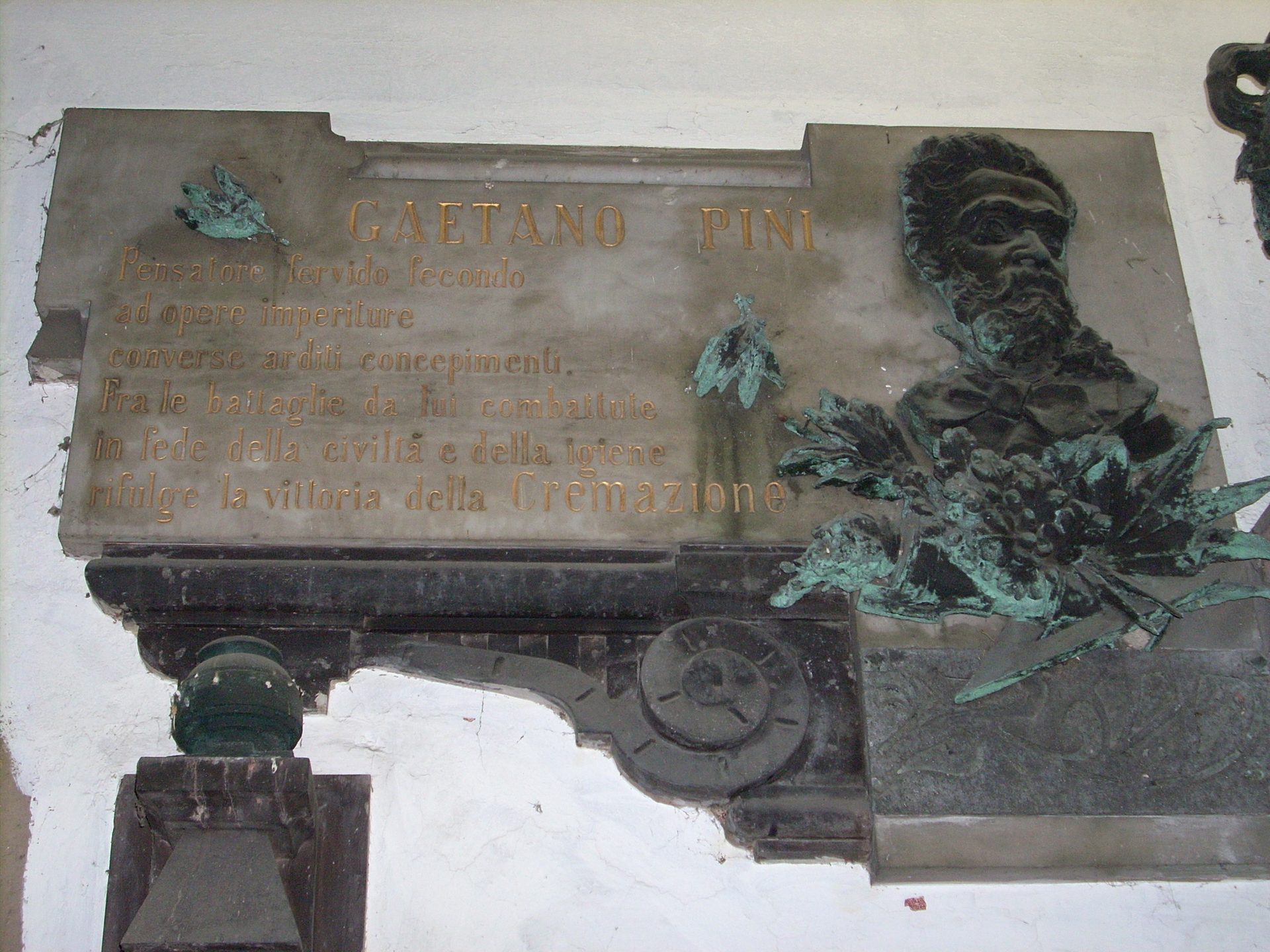 Gaetano Pini's memorial tablet, Monumental Cemetery, Milan 1.JPG